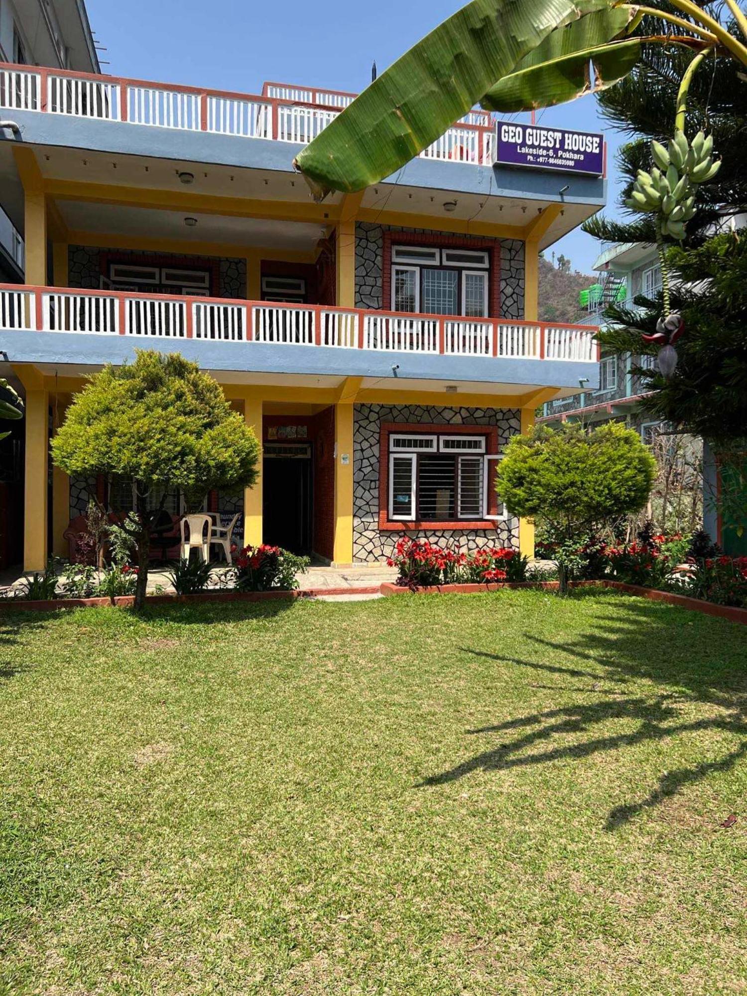 Geo Guest House Pokhara Eksteriør billede