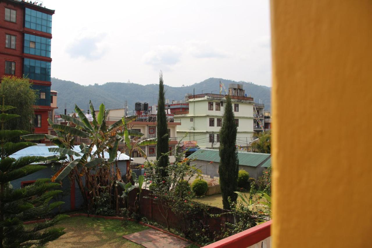 Geo Guest House Pokhara Eksteriør billede