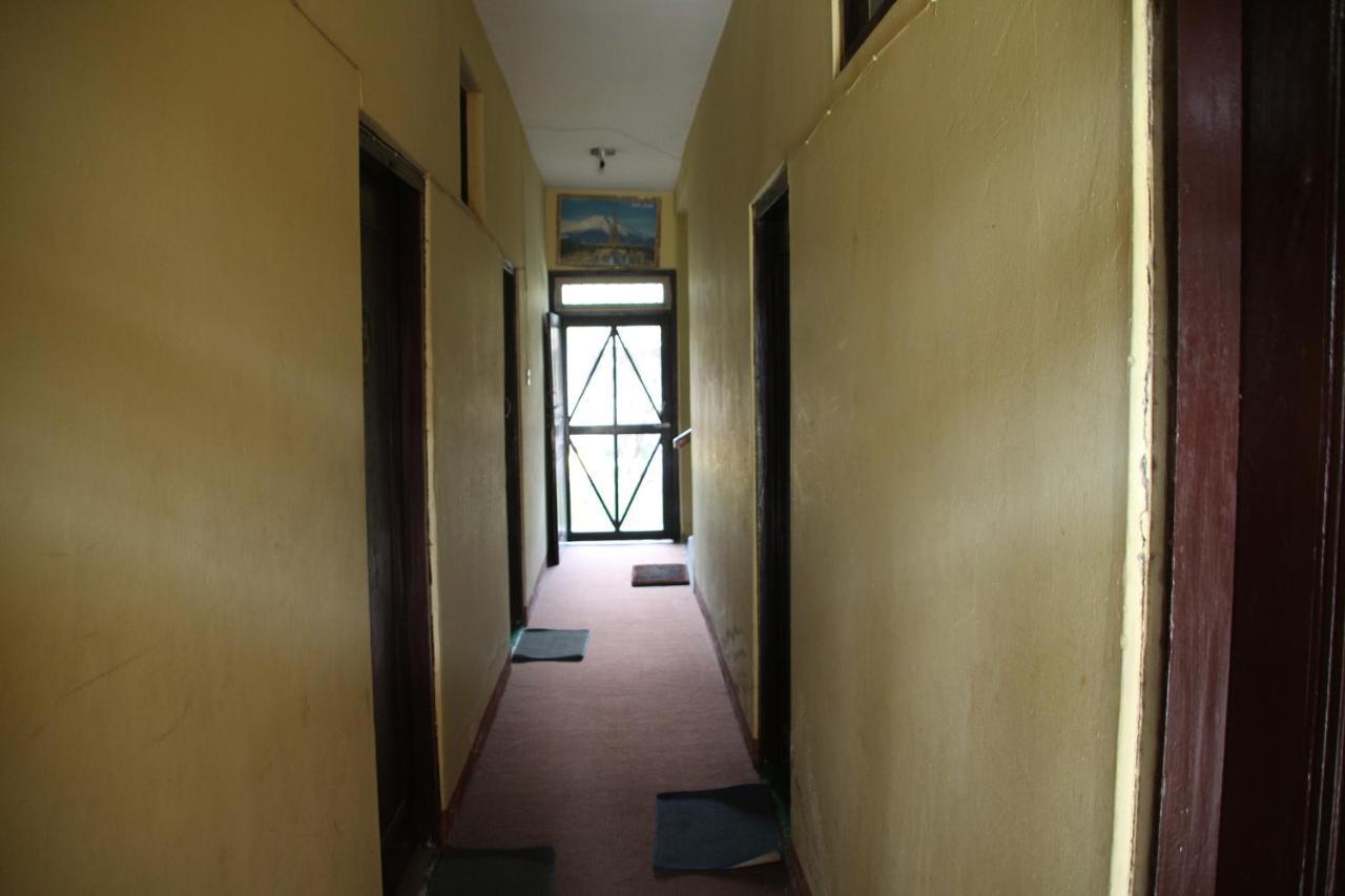 Geo Guest House Pokhara Eksteriør billede