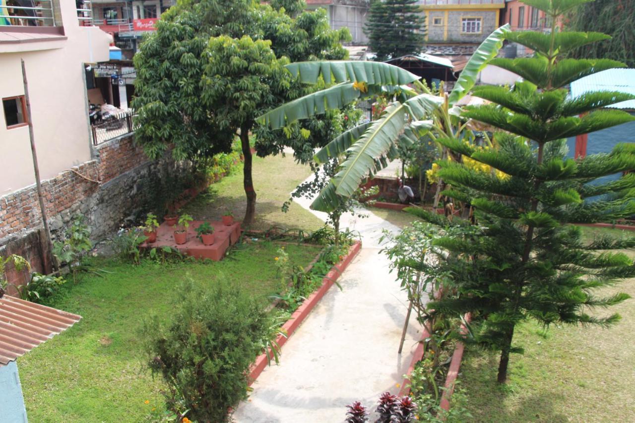 Geo Guest House Pokhara Eksteriør billede