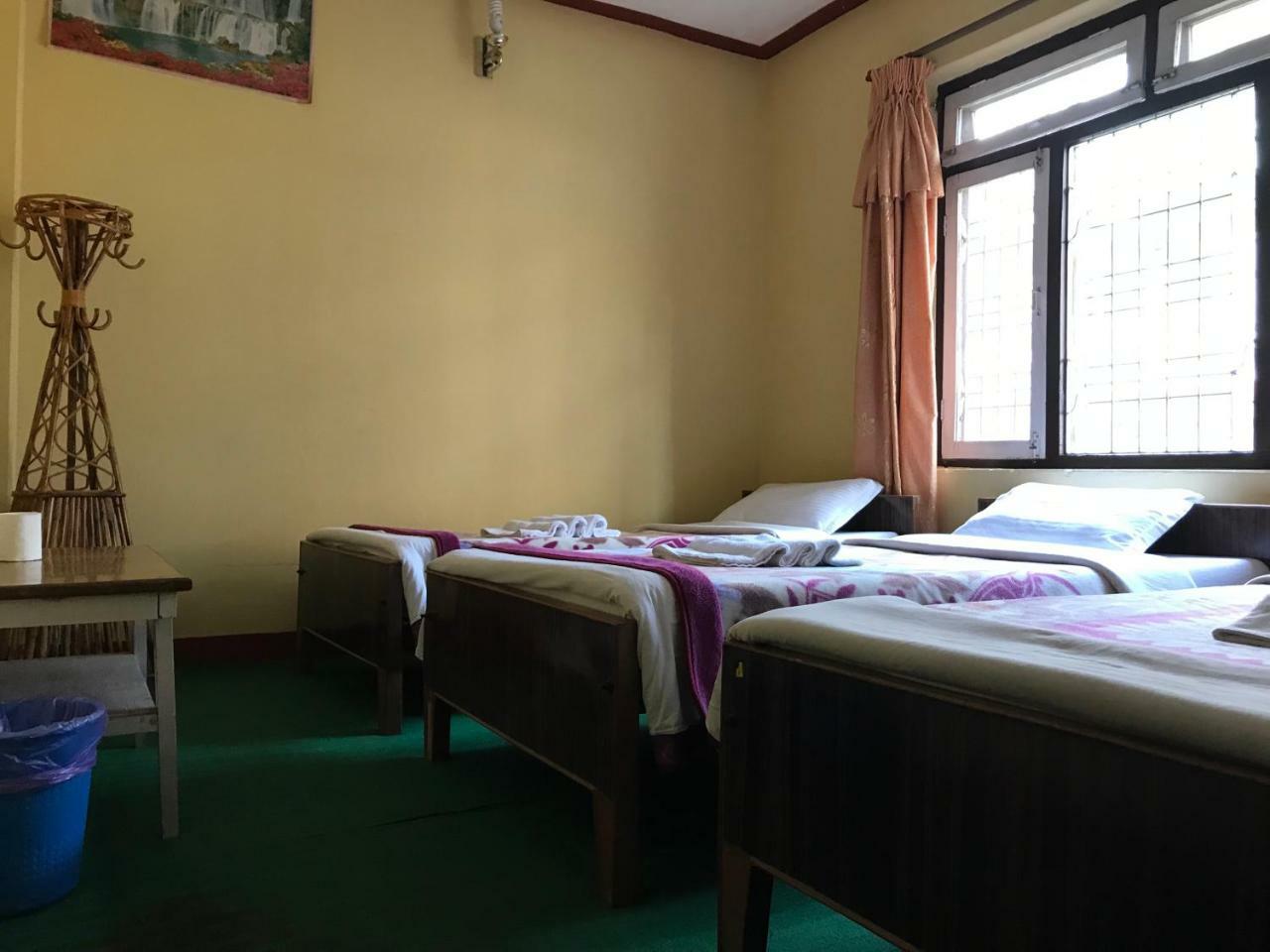 Geo Guest House Pokhara Eksteriør billede