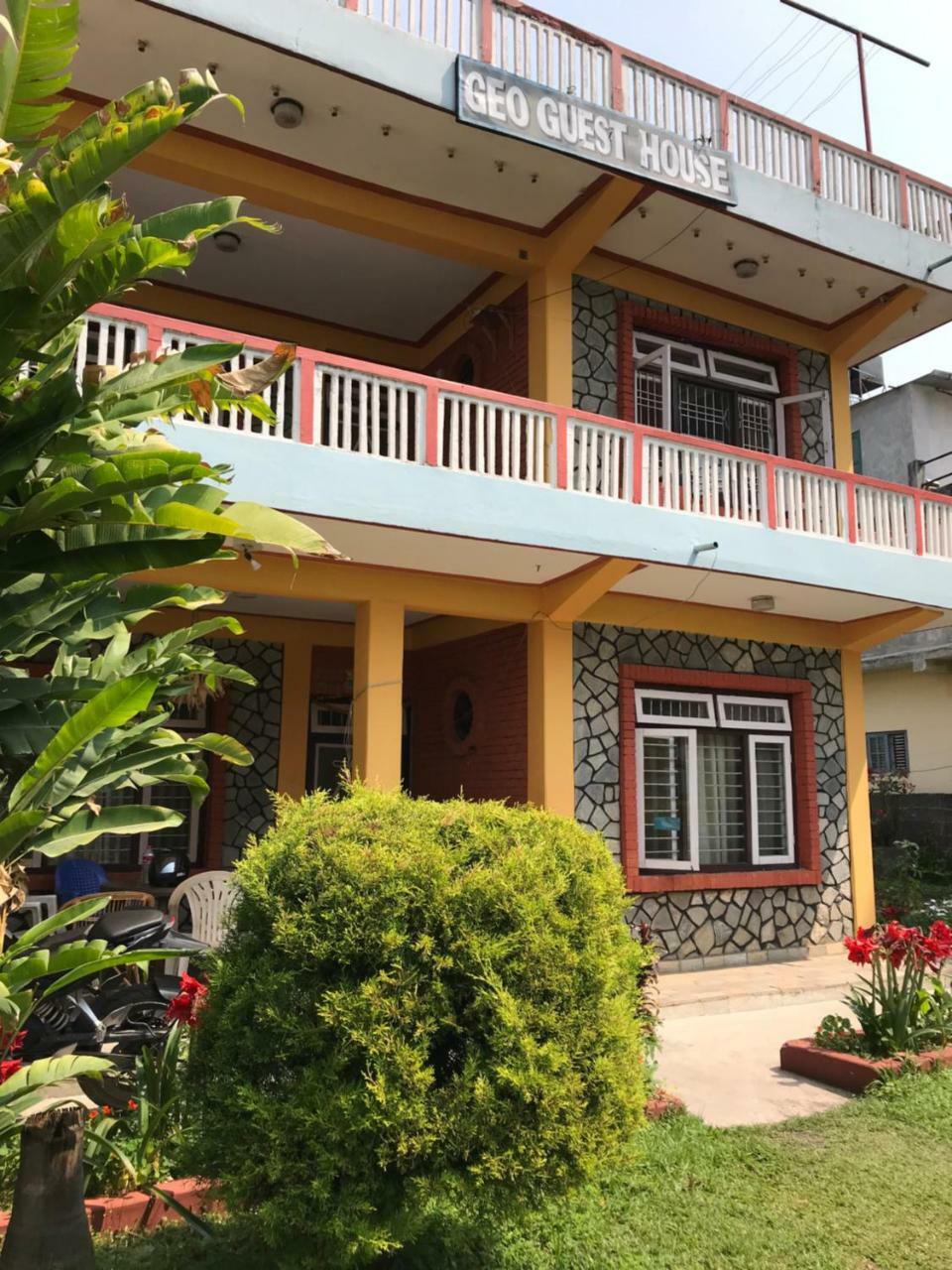Geo Guest House Pokhara Eksteriør billede