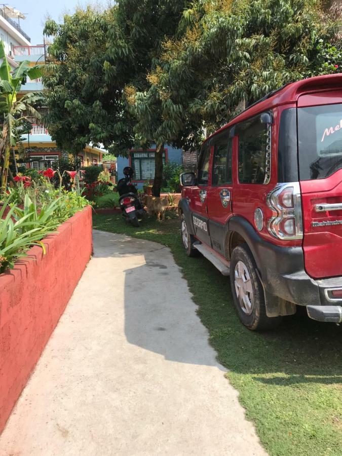 Geo Guest House Pokhara Eksteriør billede